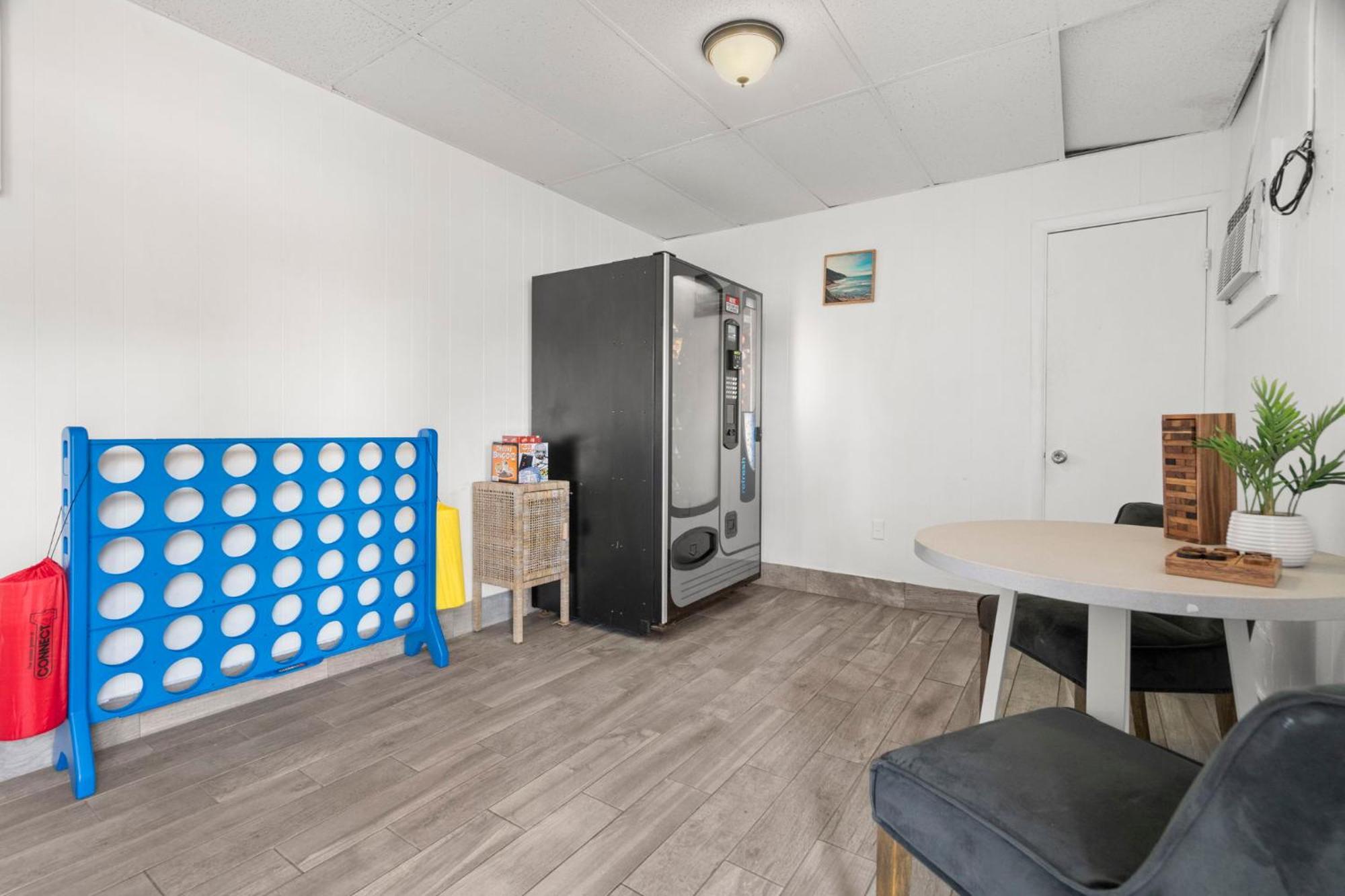 1K Bed Studio Apt With Shared Pool 02 클리어워터 외부 사진